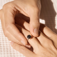 BRILLIANT BLACK SOLITAIRE RING